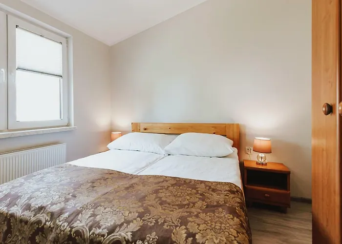 Gromada דירה מידזיזדרויה